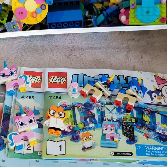 LEGO 41455 & 41454 Unikitty: Unikingdom Creative Brick Box - W/ Booklets & Bin - Picture 3 of 11